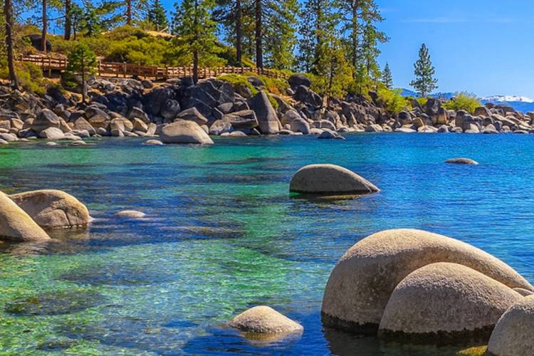 The Ultimate 2026 Lake Tahoe Summer guide: Top Activities, Best Restaurants & Weather Tips