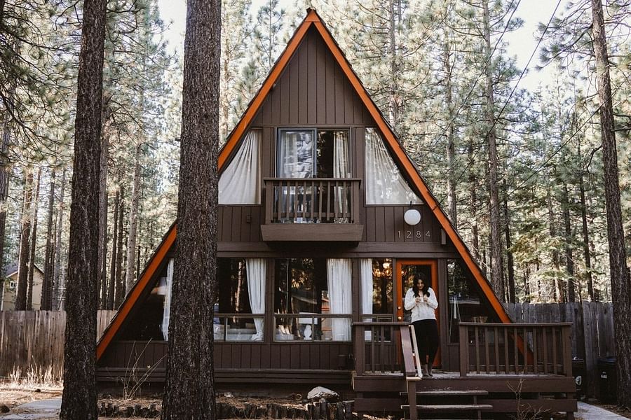 Treehouse Airbnb in Lake Tahoe