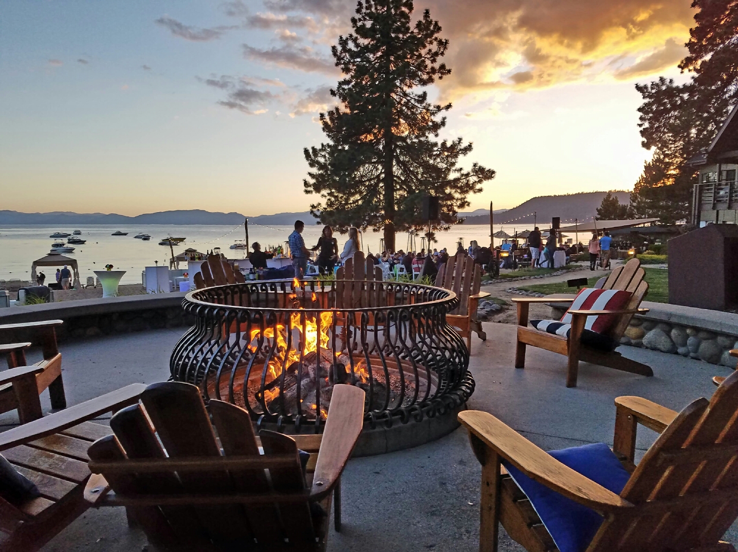 Cutthroat's Saloon Hyatt Lake Tahoe